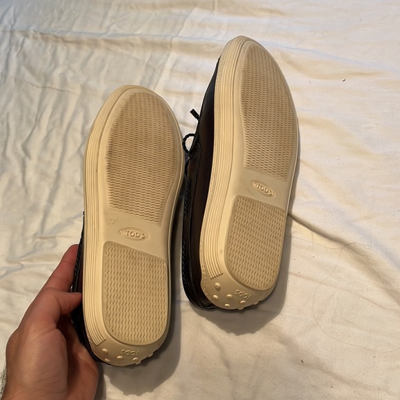 Tod’s Slip on Loafers - Picture 4 of 11
